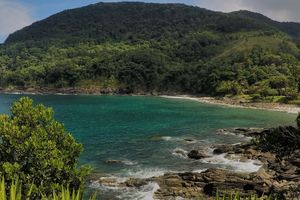 Passeio - Trilha pela praia de Calhetas