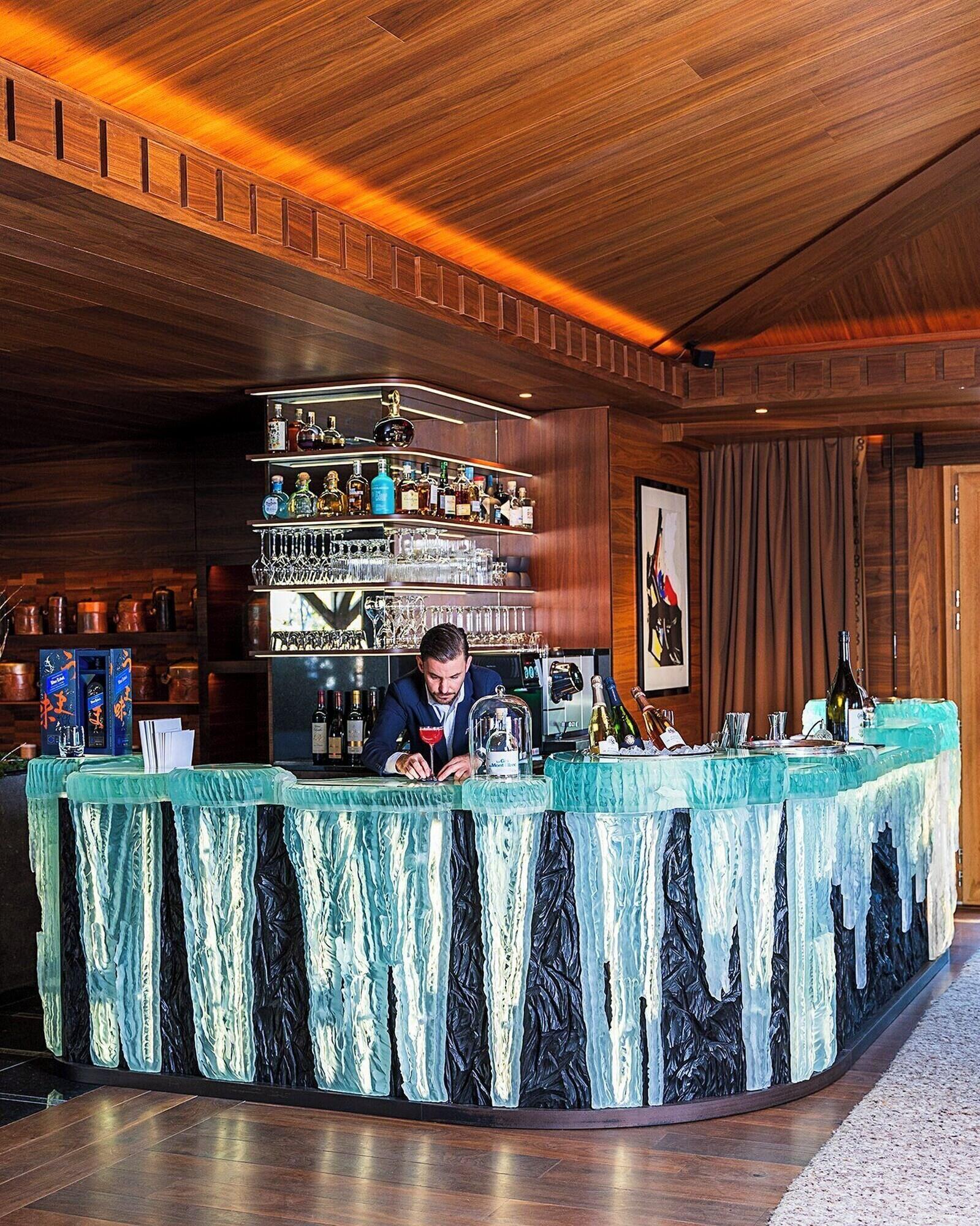 Bar/Salón Four Seasons Resort Megeve