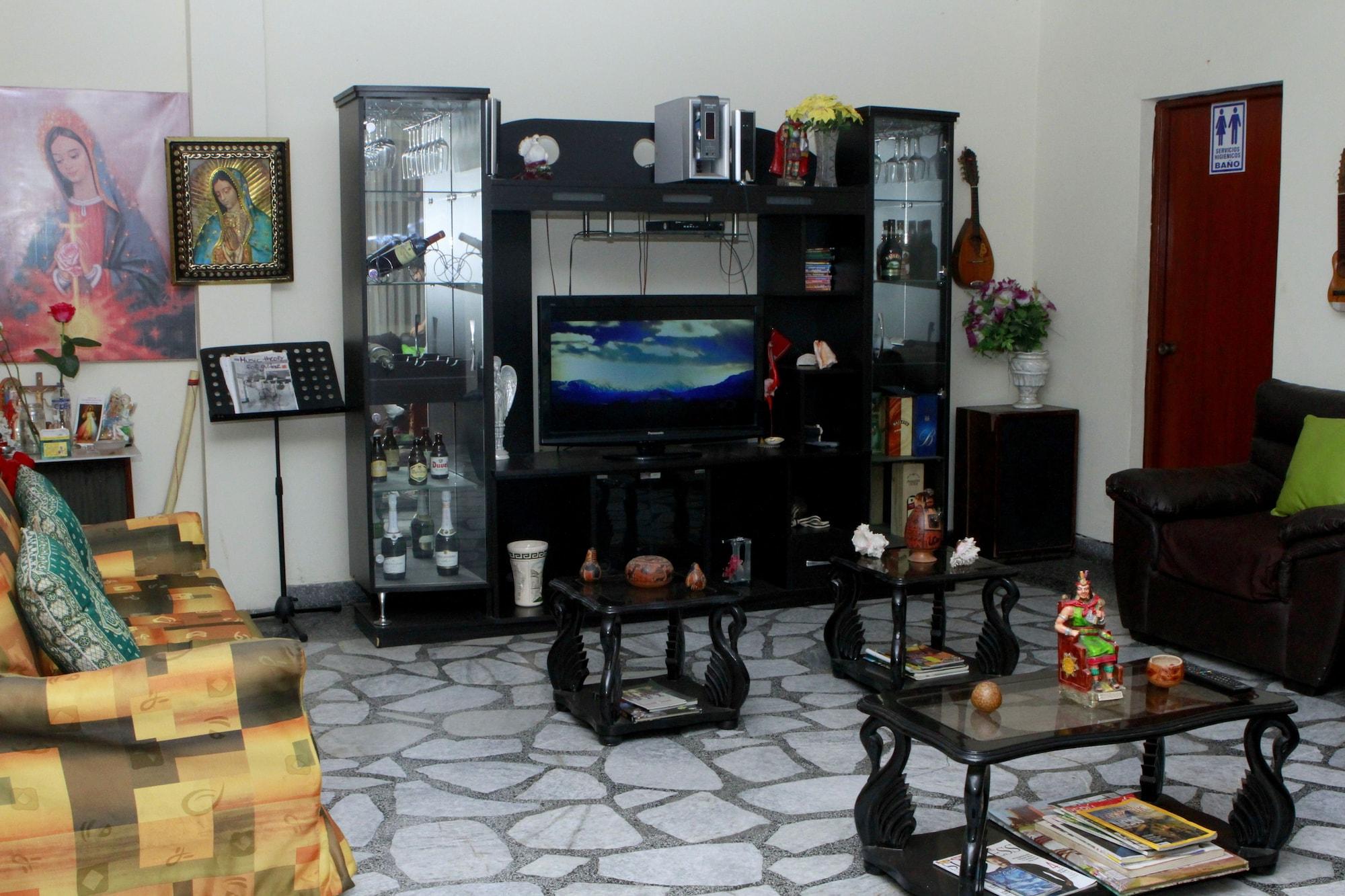 Vista Lobby LYNIK La Casa de Blanca