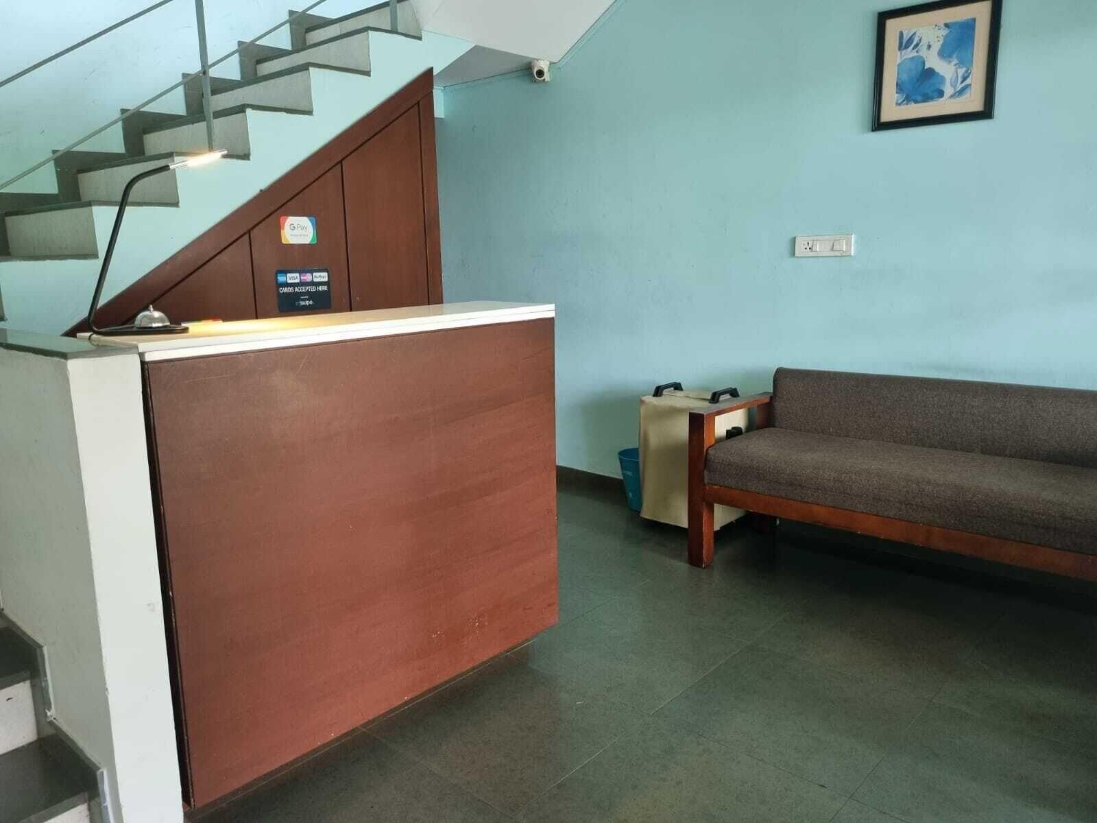 Vista Lobby Crayons Guest House