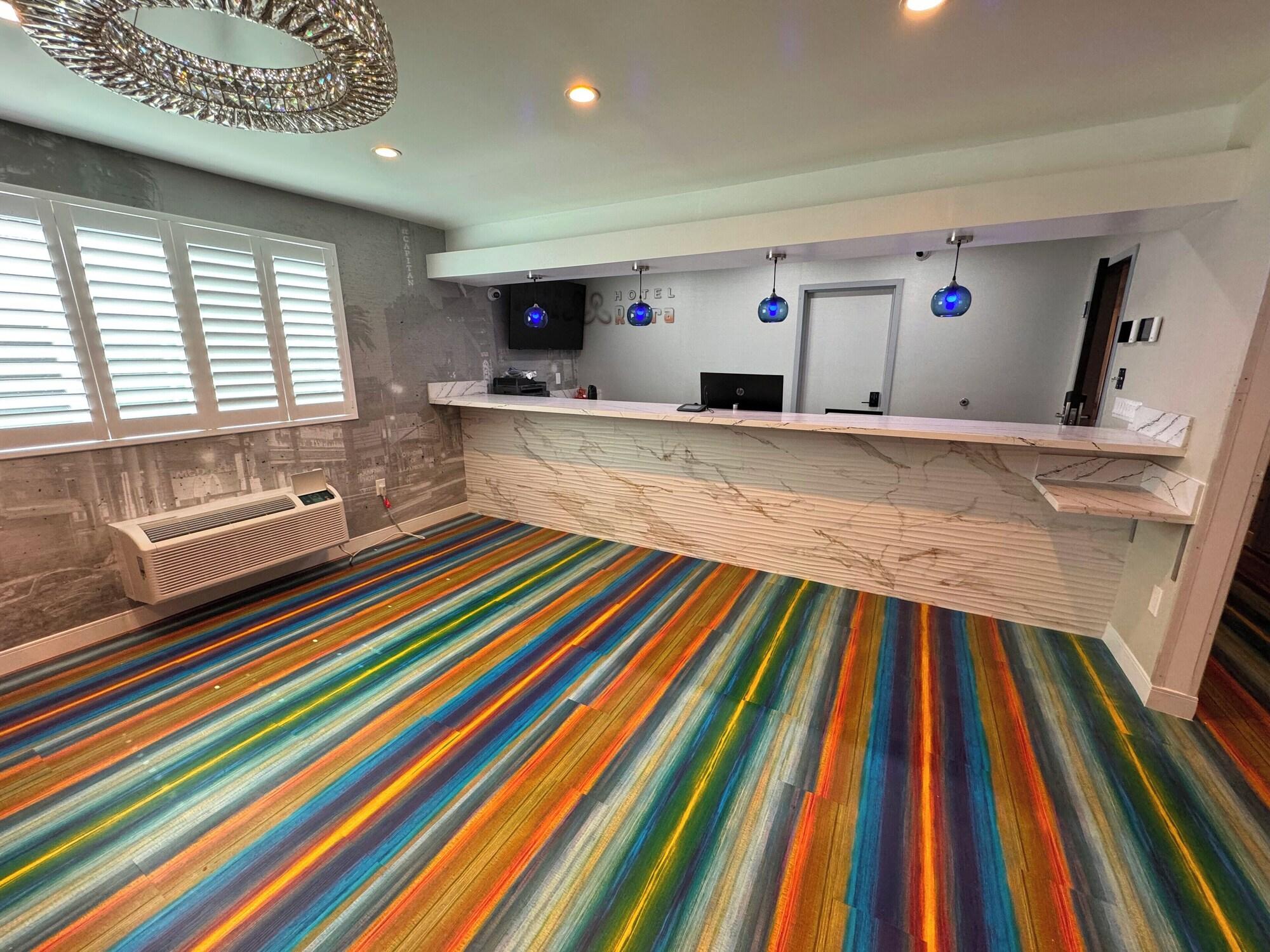 Vista Lobby Hotel Rudra - Hollywood