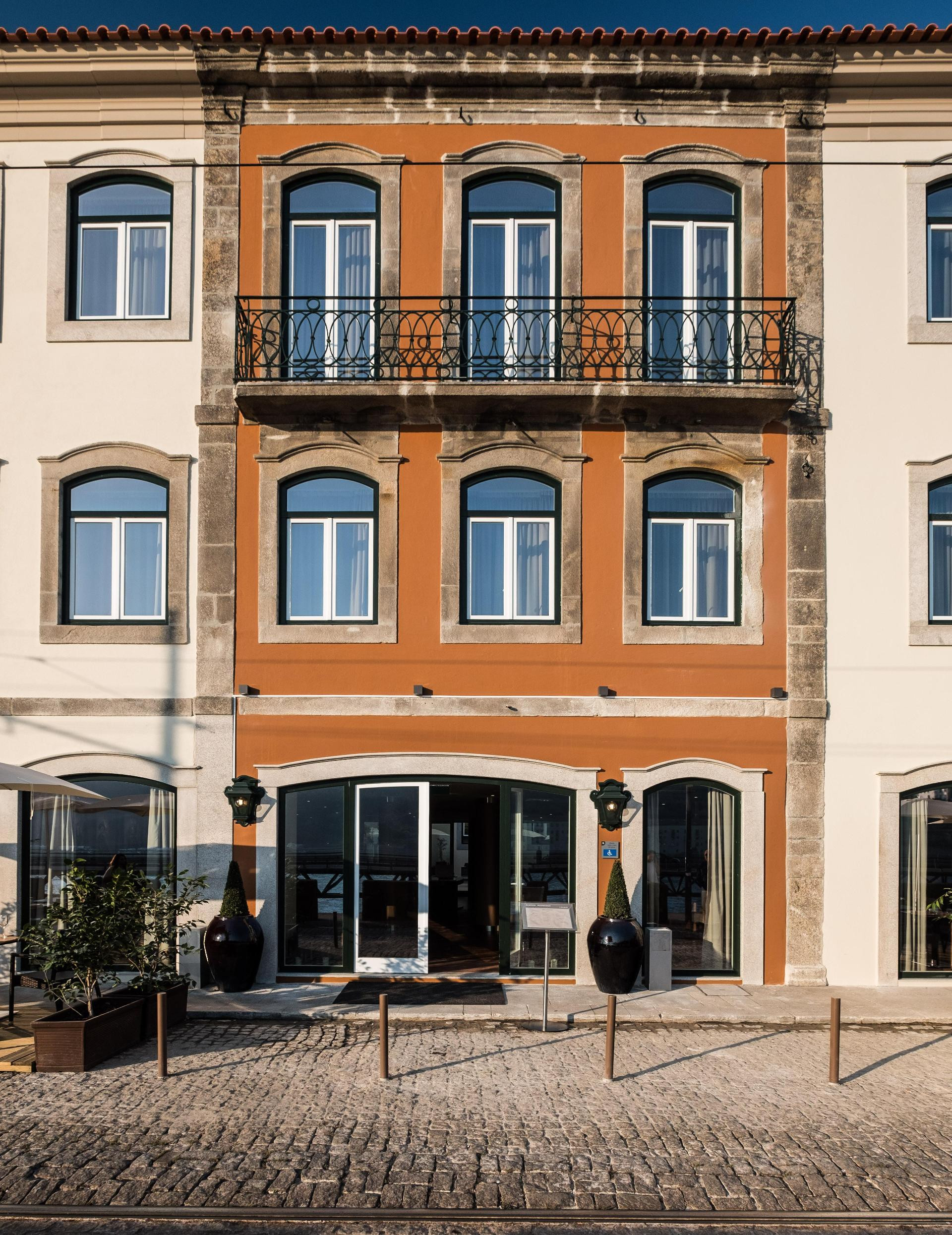 Vista Exterior Vila Gale Porto Ribeira Hotel