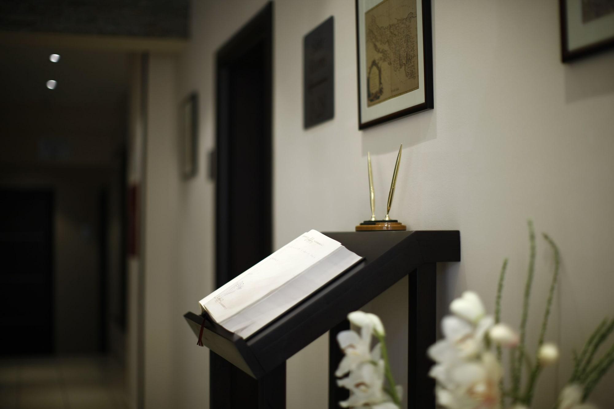 Vista Lobby Hotel Vozarev
