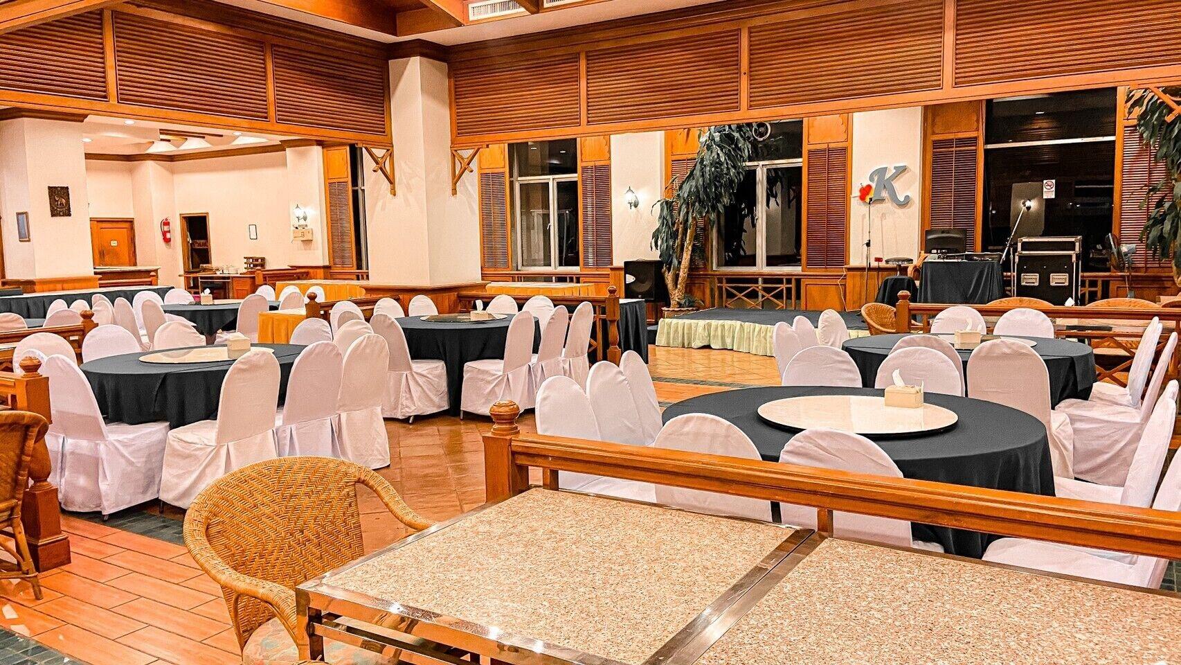 Restaurant K Park Grand Hotel
