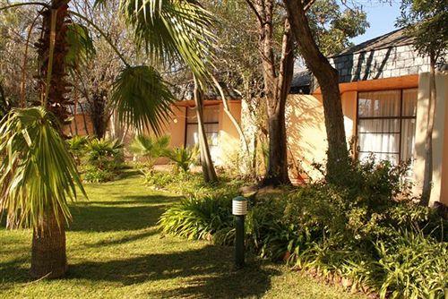 Vista Exterior Peermont Walmont at Mmabatho Palms