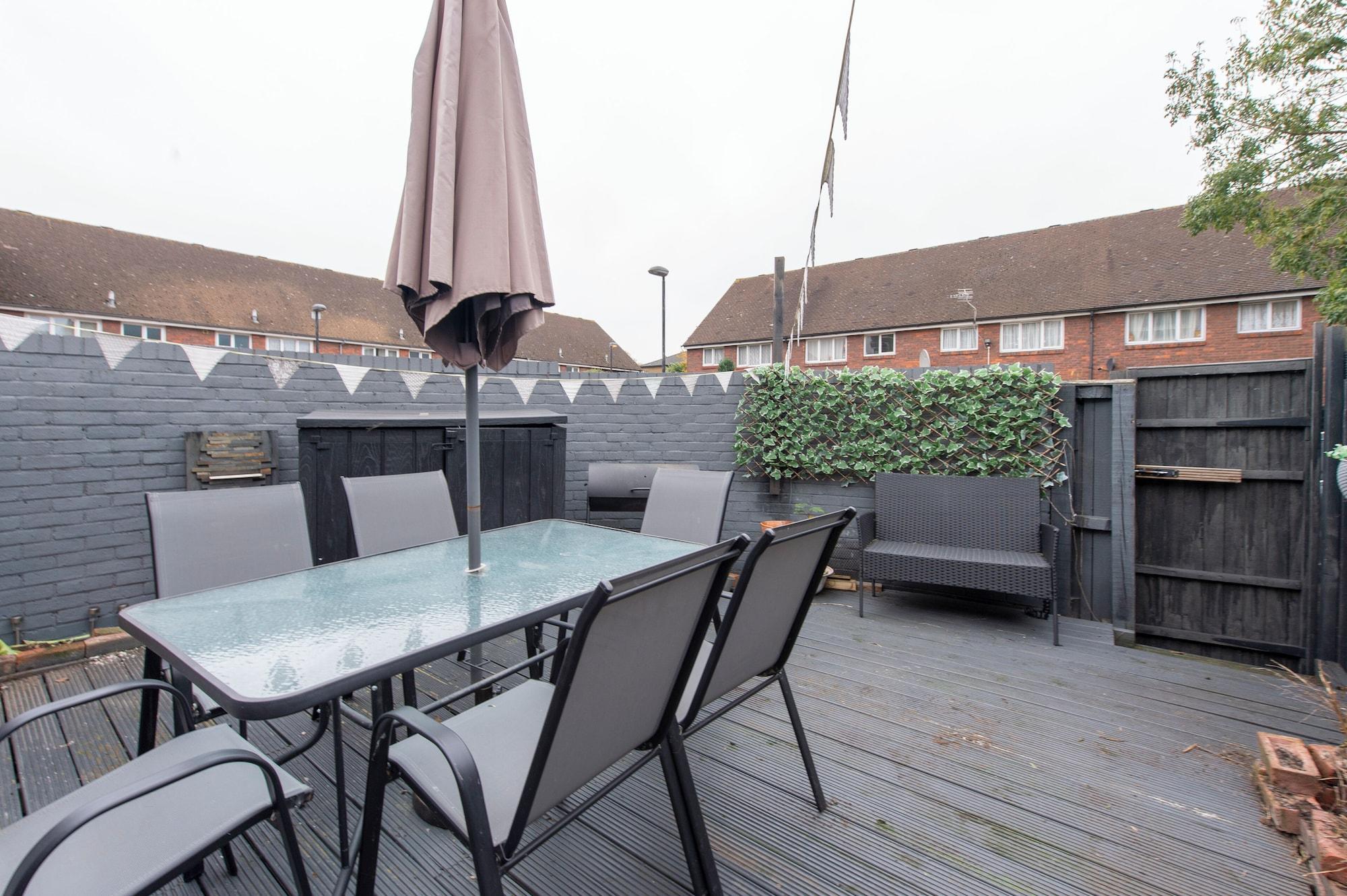 Restaurant 44 Radnor Road