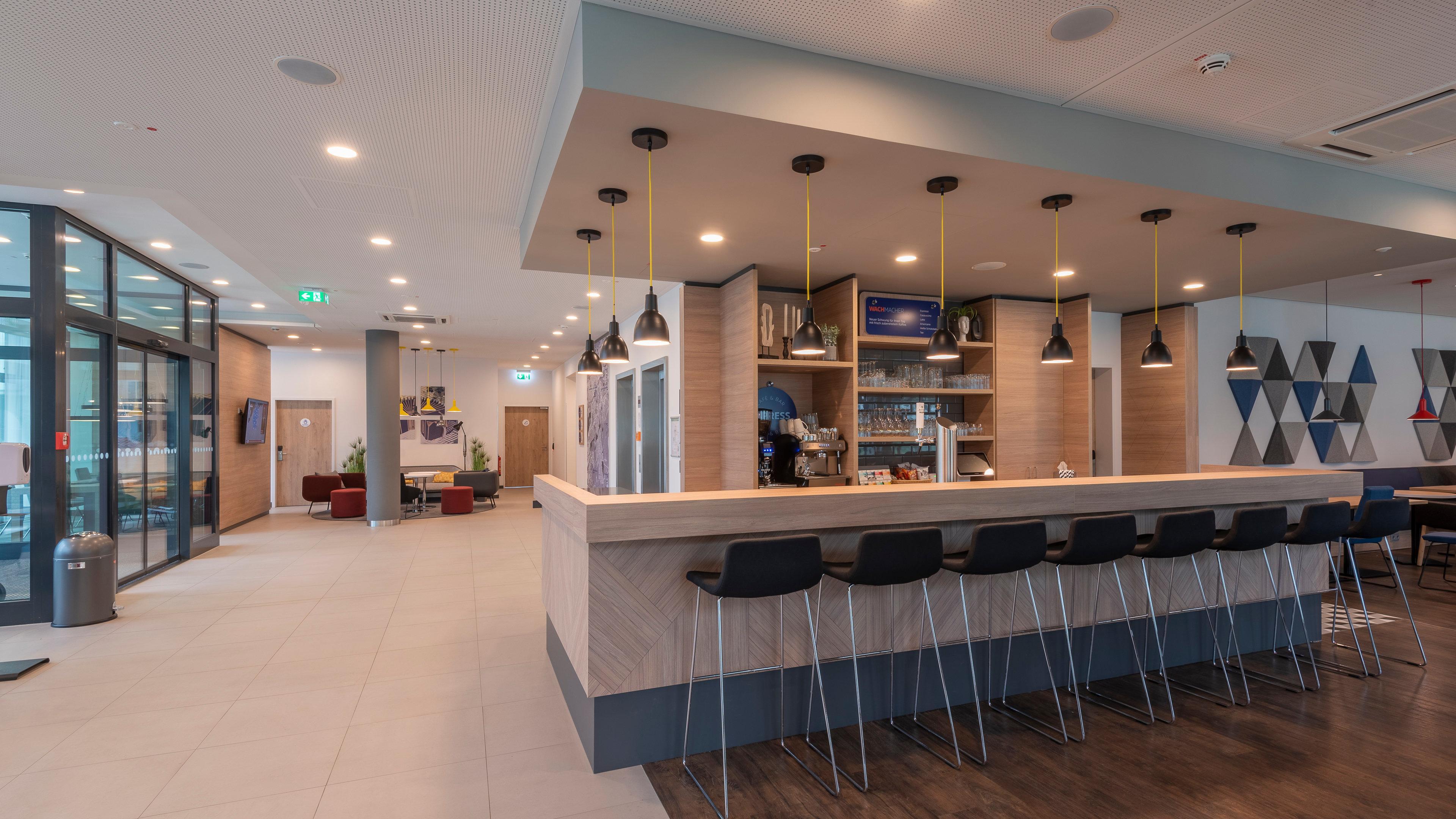 Bar/Salón Holiday Inn Express Krefeld - Dusseldorf by IHG