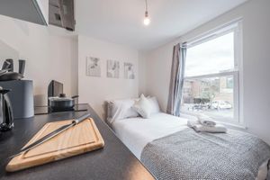 Alquiler Vacacional - Camberwell High Spec 6-Studio Unit Block