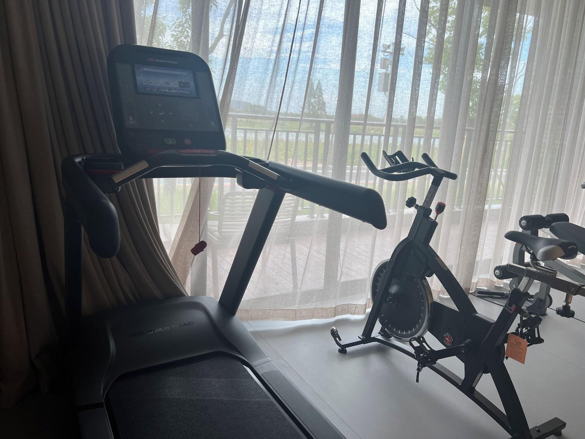 Gimnasio Garrya Huzhou Lucun
