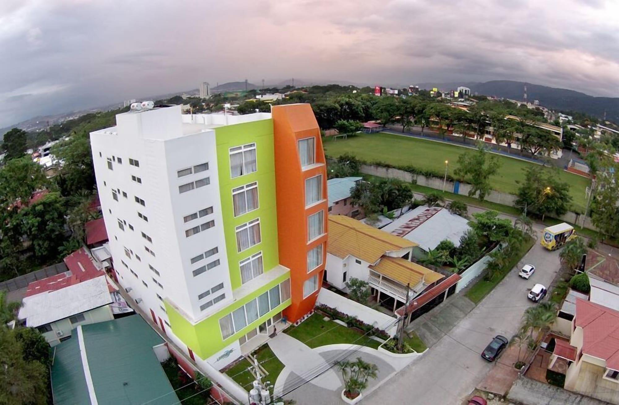 Vista Exterior Hotel Latitud 15