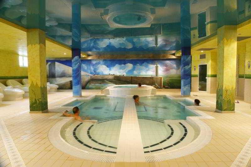 Vista Piscina Silken Spa La Hacienda de Don Juan