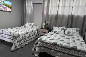Alquiler Vacacional - Spacious Home W Private Parking