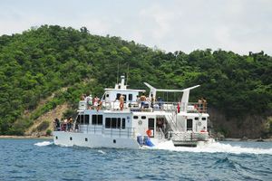 Actividad - Crucero a Isla Tortuga desde Puntarenas