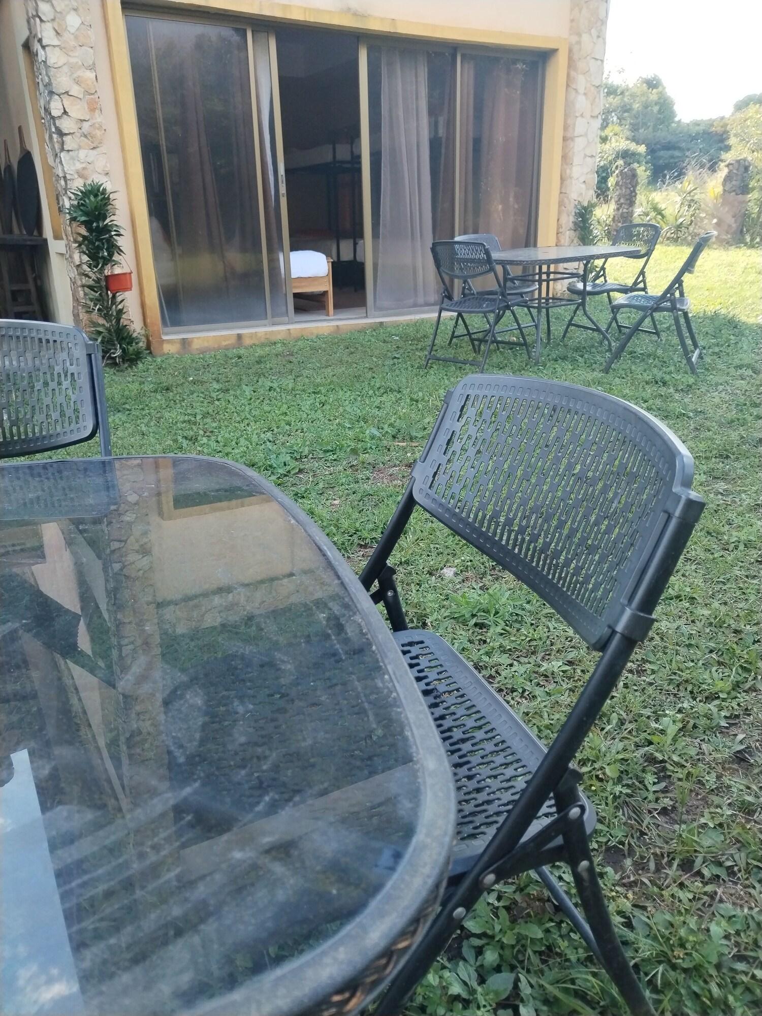 Varios Campestre House - Hostel