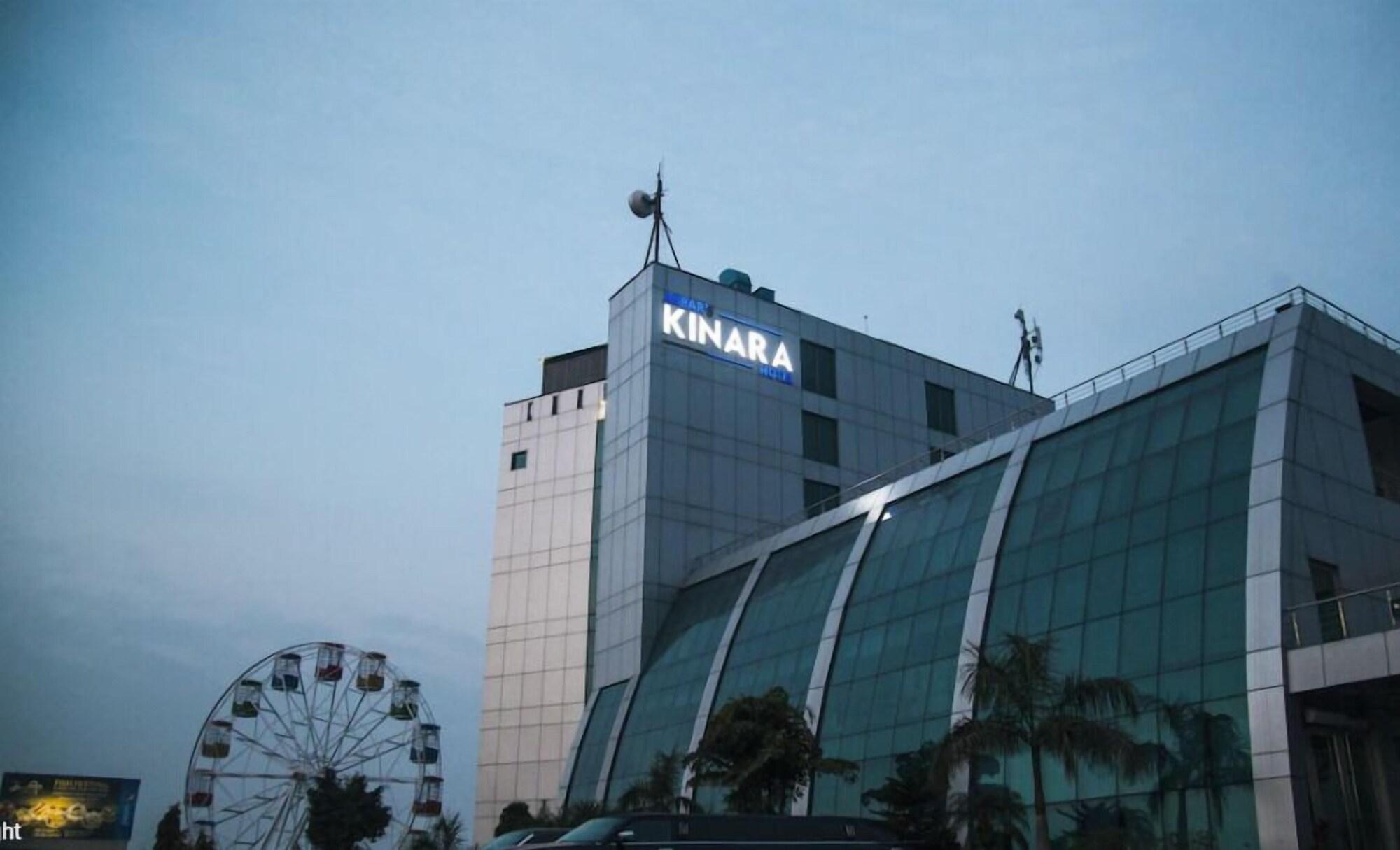 Varios Akbars Kinara