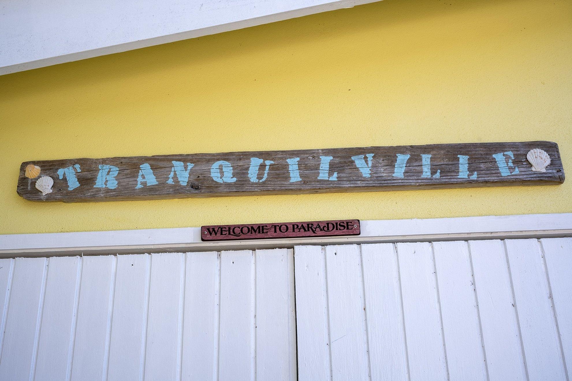 Vista Exterior Tranquilville 3br - Newly Remodeled Home Calm Caribbean Pool 3 Bedroom Home