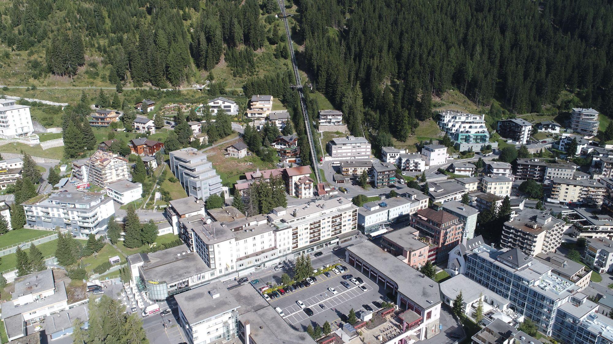Vista da fachada Hotel Europe Davos