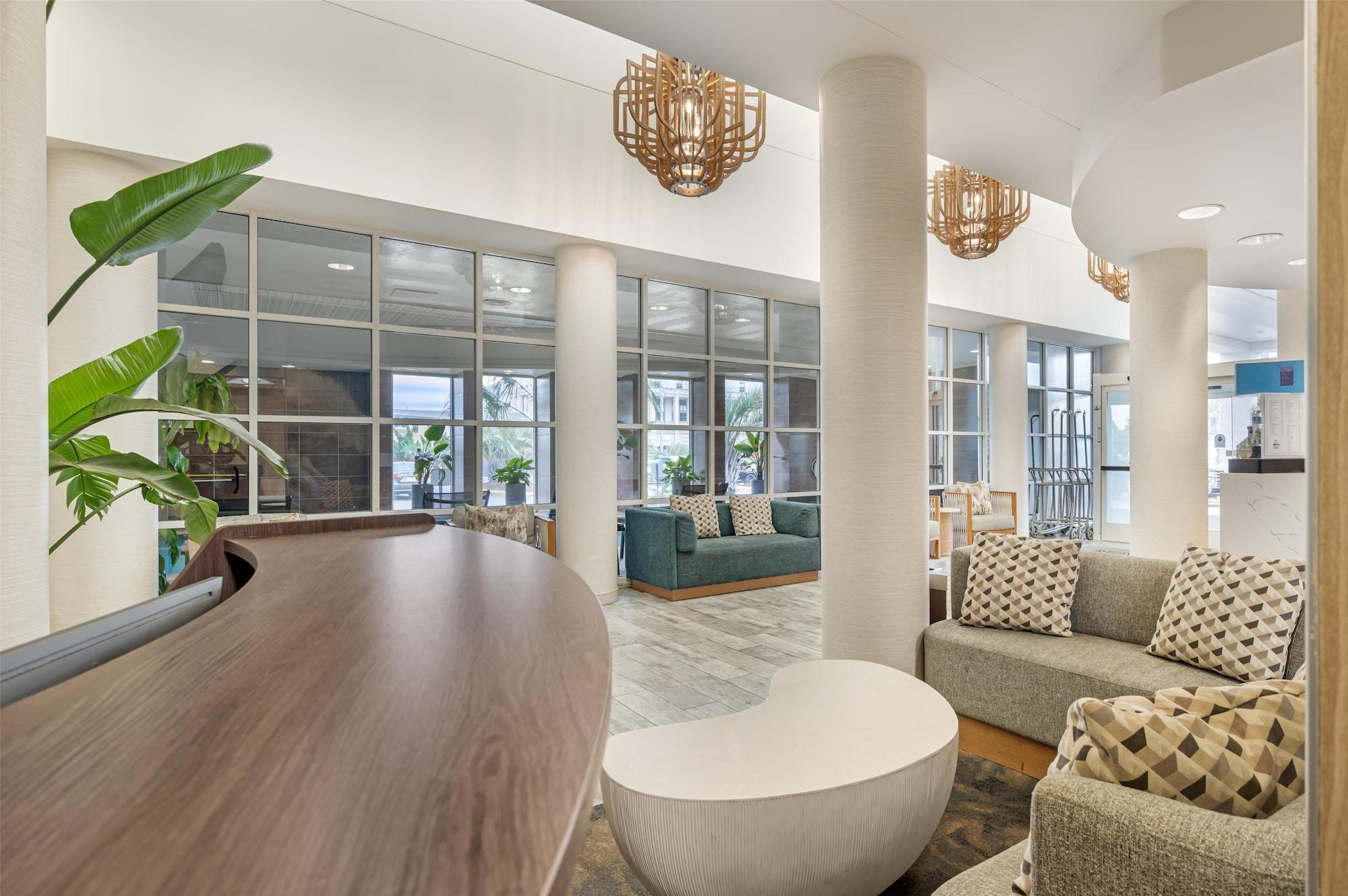 Vista Lobby Hampton Inn Virginia Beach-Oceanfront North