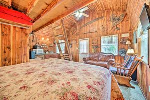 Alquiler Vacacional - Hand-built 'black Fork Cabin 2' w/ Fire Pit!