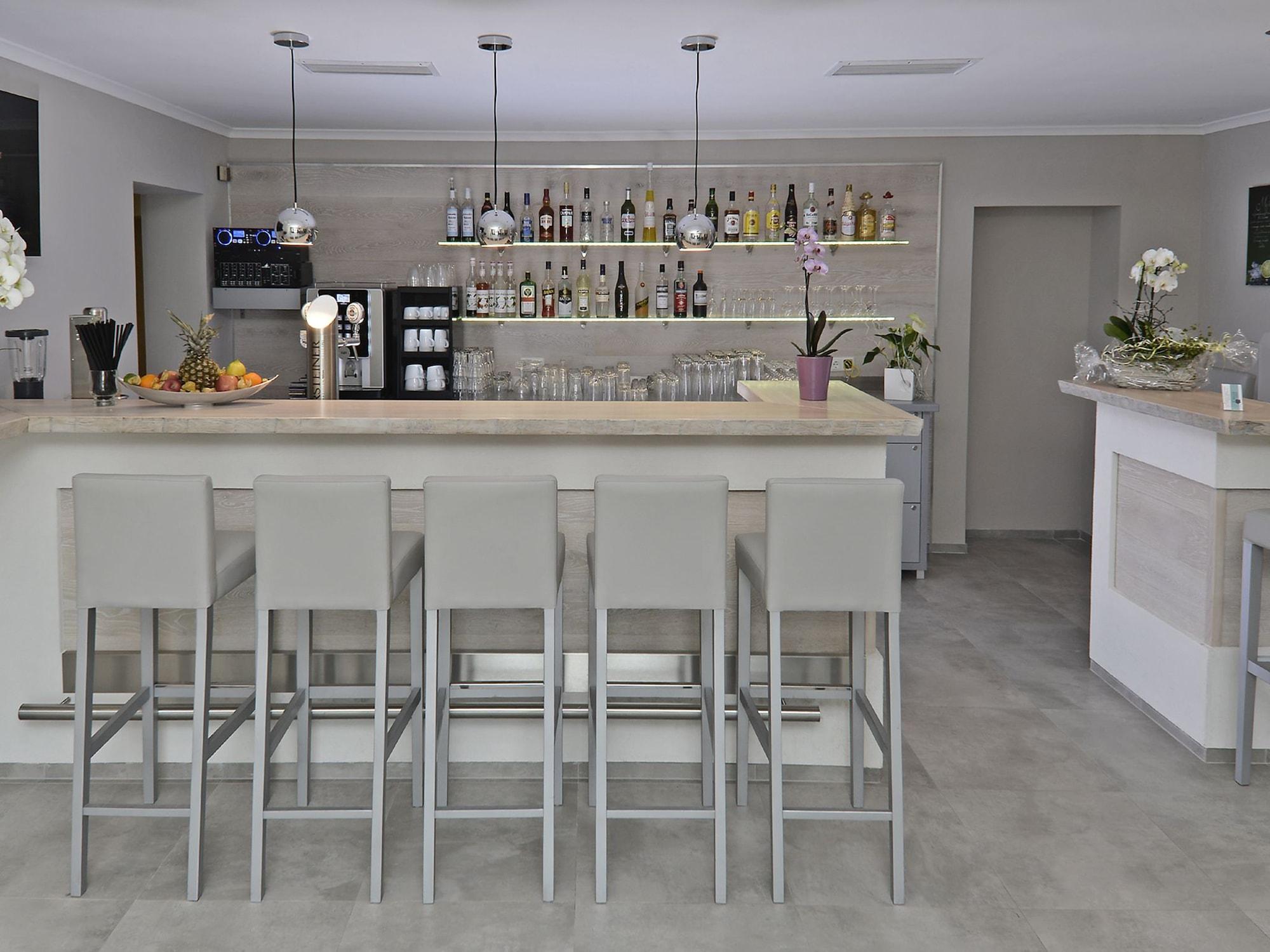 Bar/Salón Hotel zur Eiche