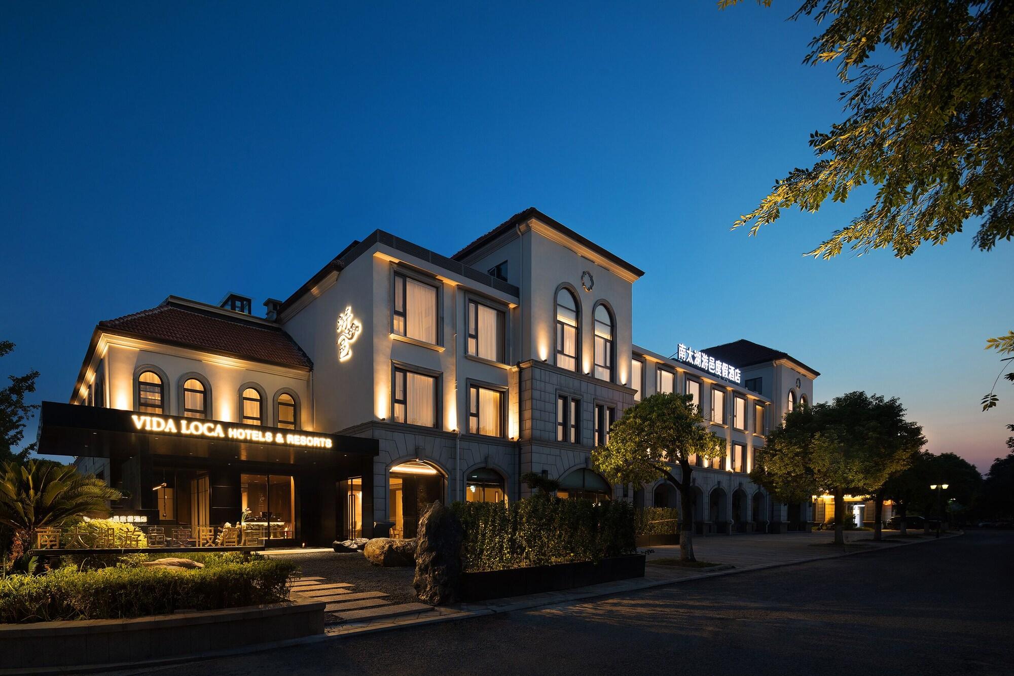 Varios VIDA LOCA HOTELS & RESORTS