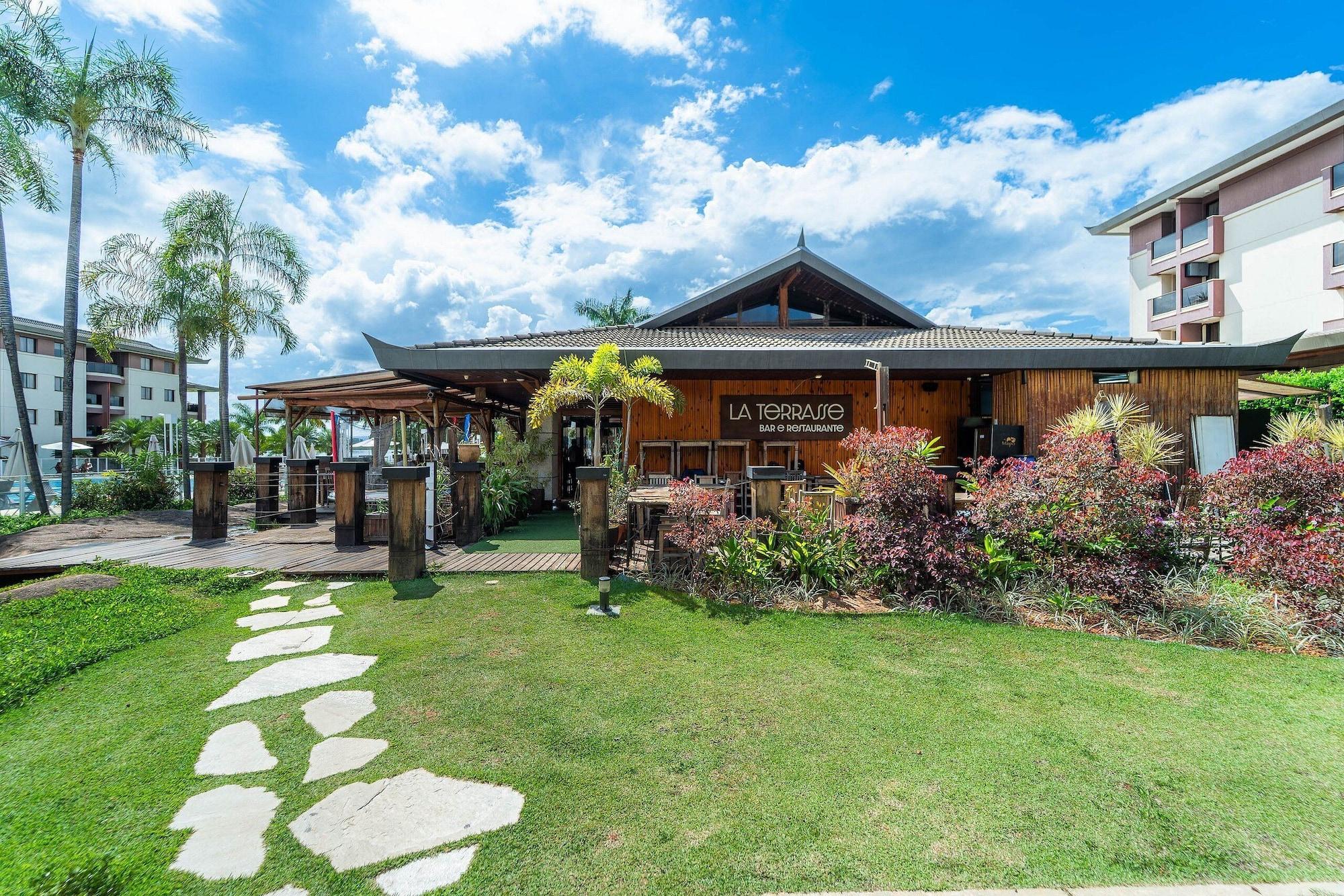 Vista Exterior Life resort