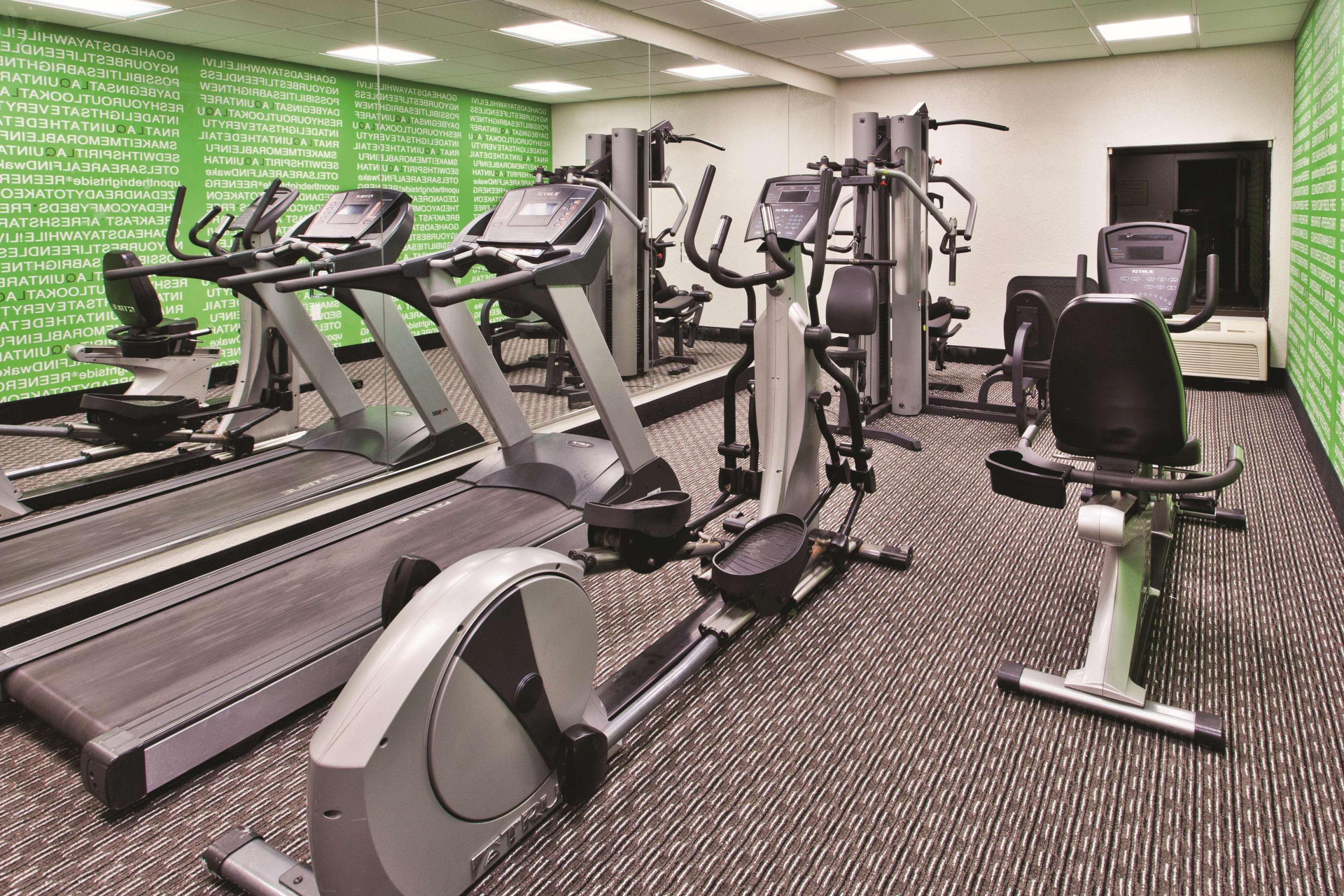 Instalaciones Recreativas La Quinta Inn & Suites by Wyndham Charleston Riverview