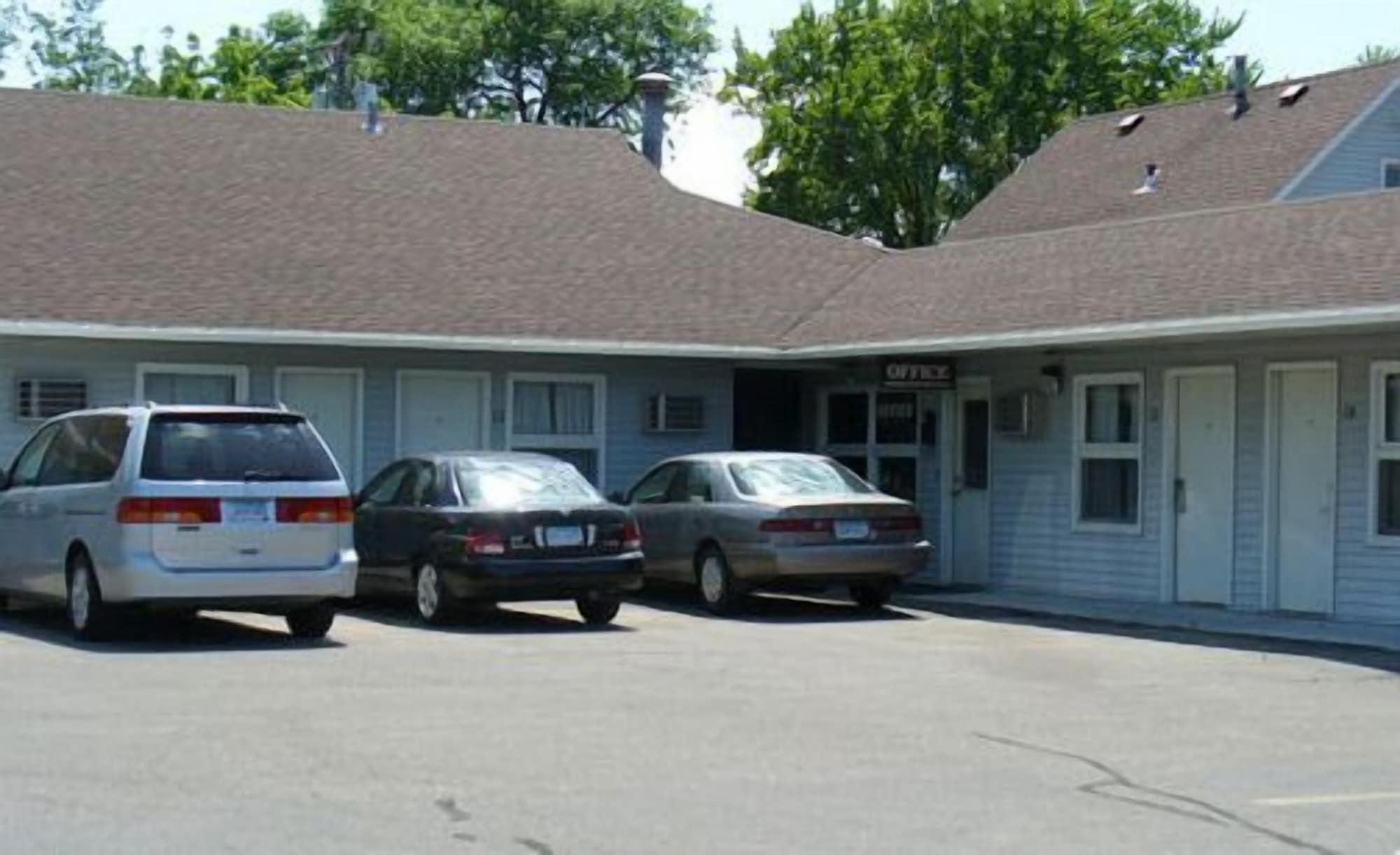 Vista Exterior Oakdale Motel