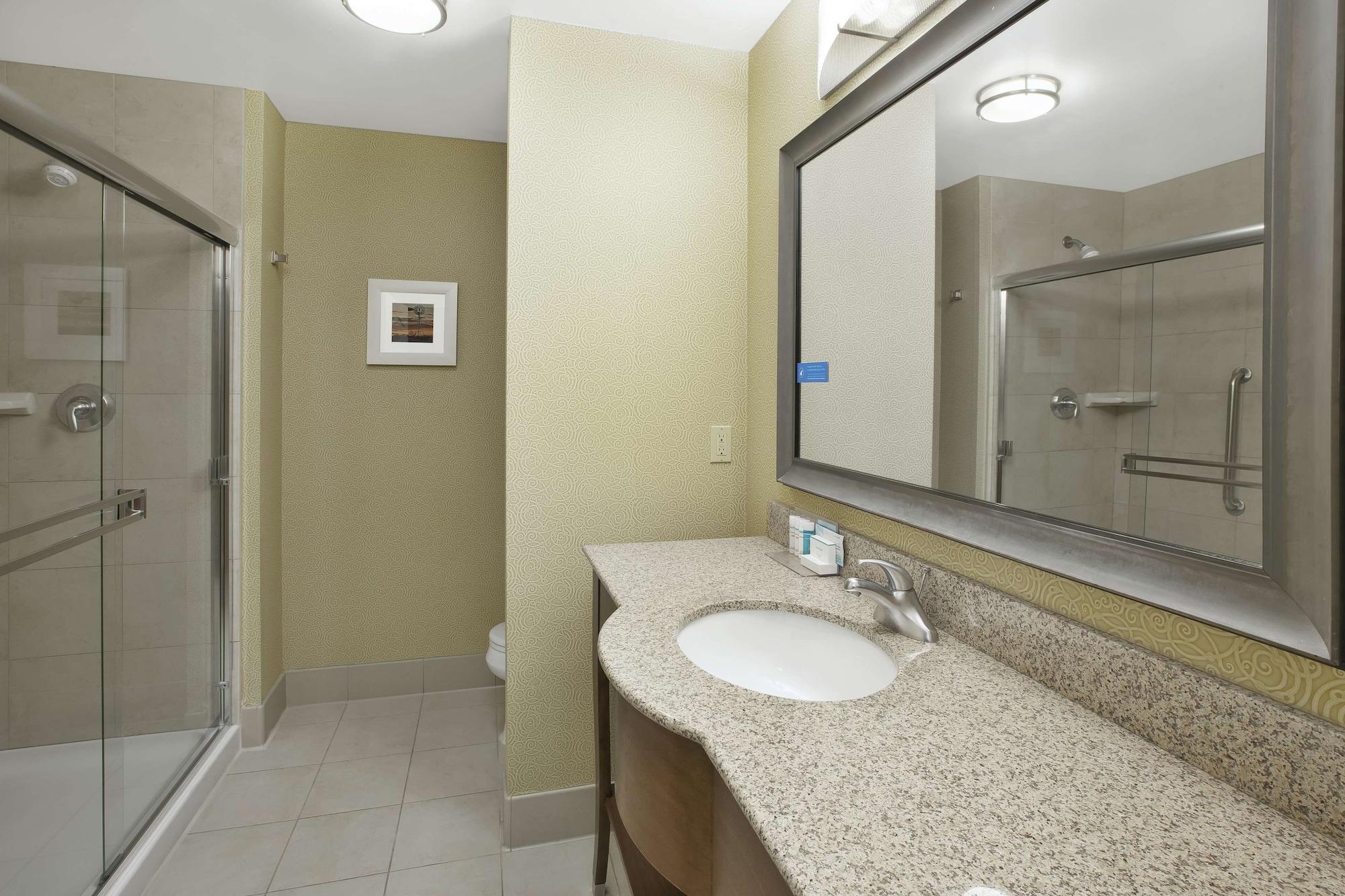 Equipamiento de Habitación Hampton Inn & Suites Wichita Northeast