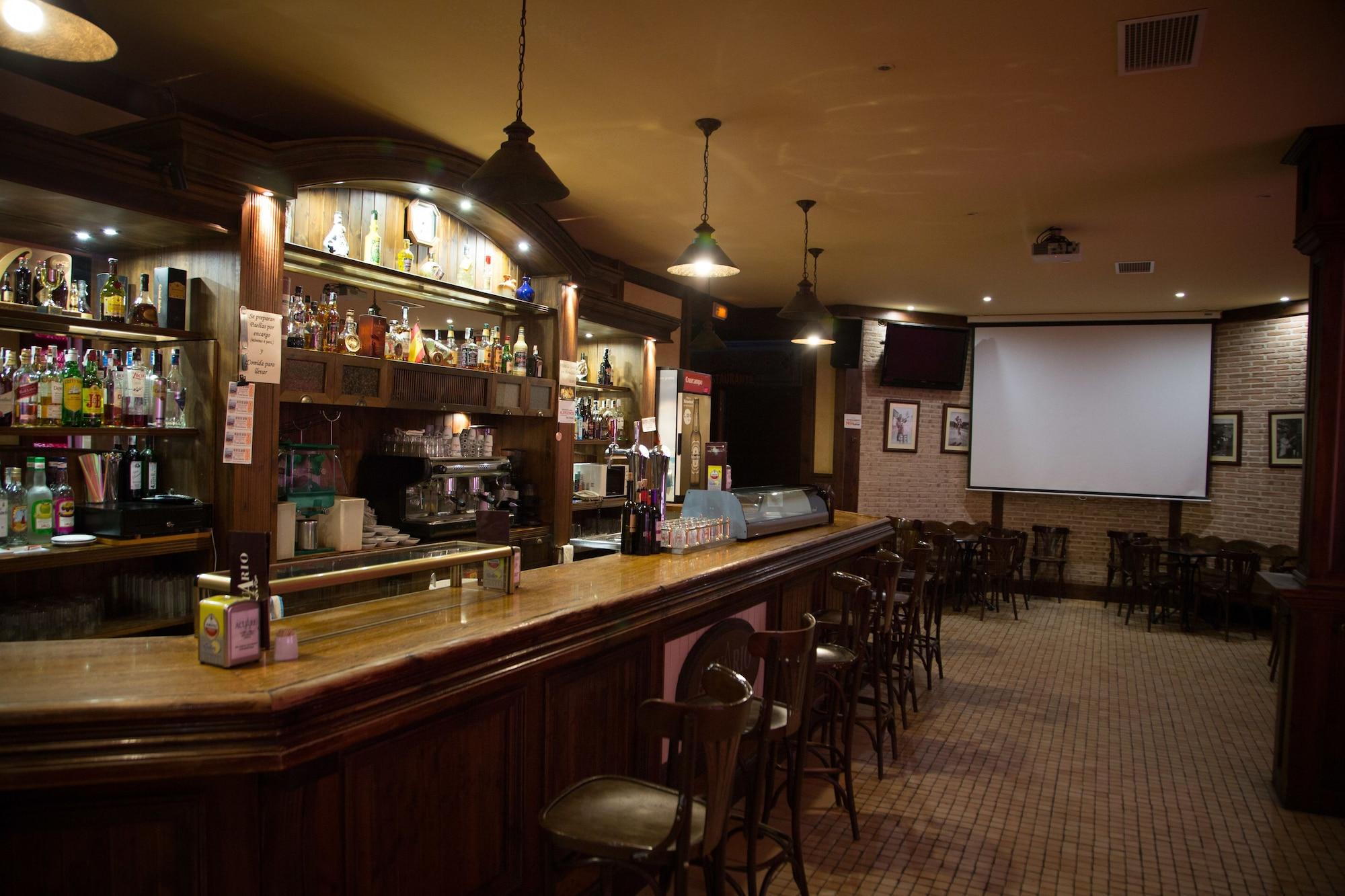Bar/Salón Hostal Acuario