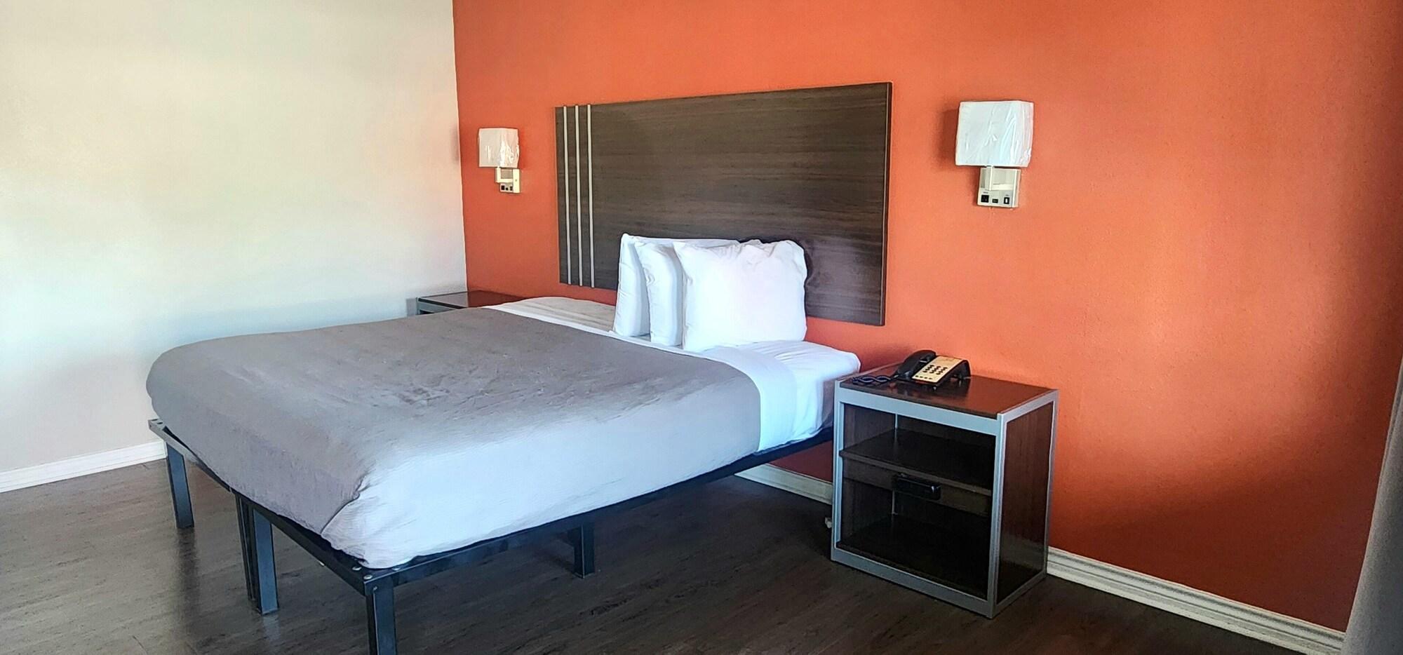 Varios Econo Inn Lackland AFB Seaworld