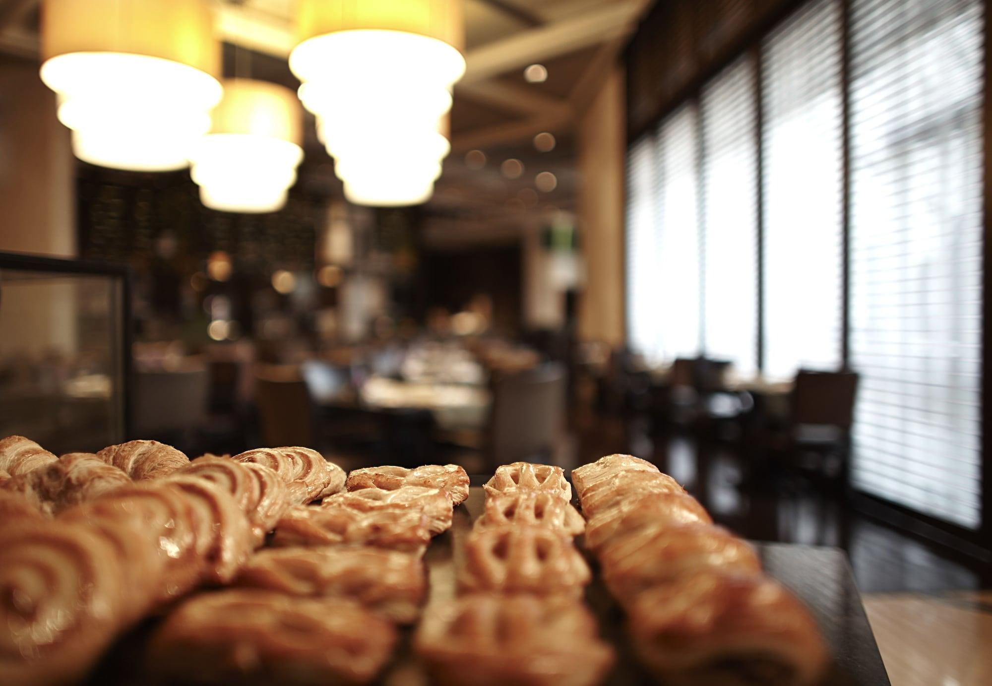 Restaurant Renaissance Tianjin Lakeview Hotel