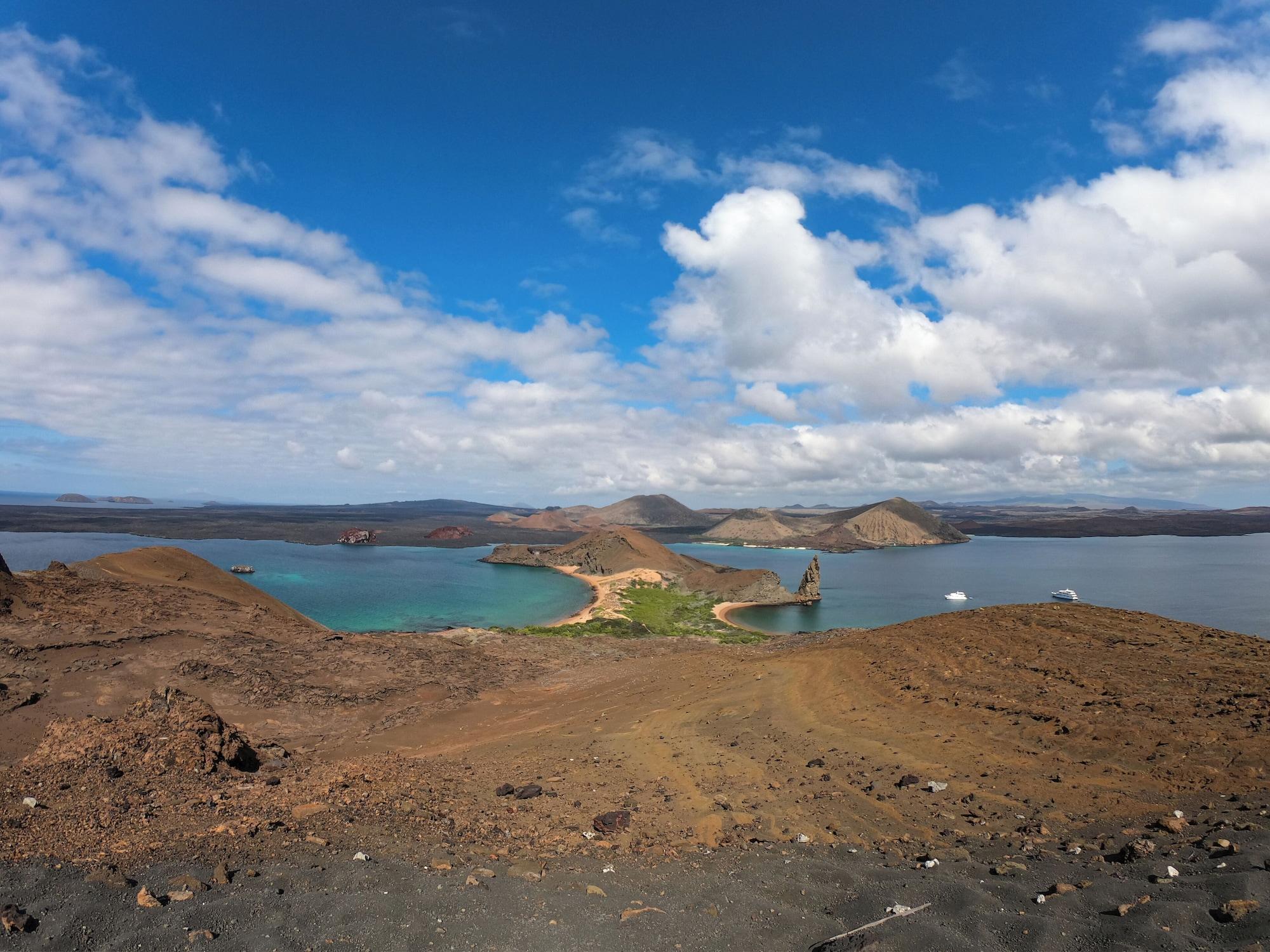 Playa Hotel Galapagos Suites