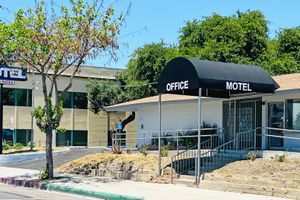 Alojamiento - Lanai Motel