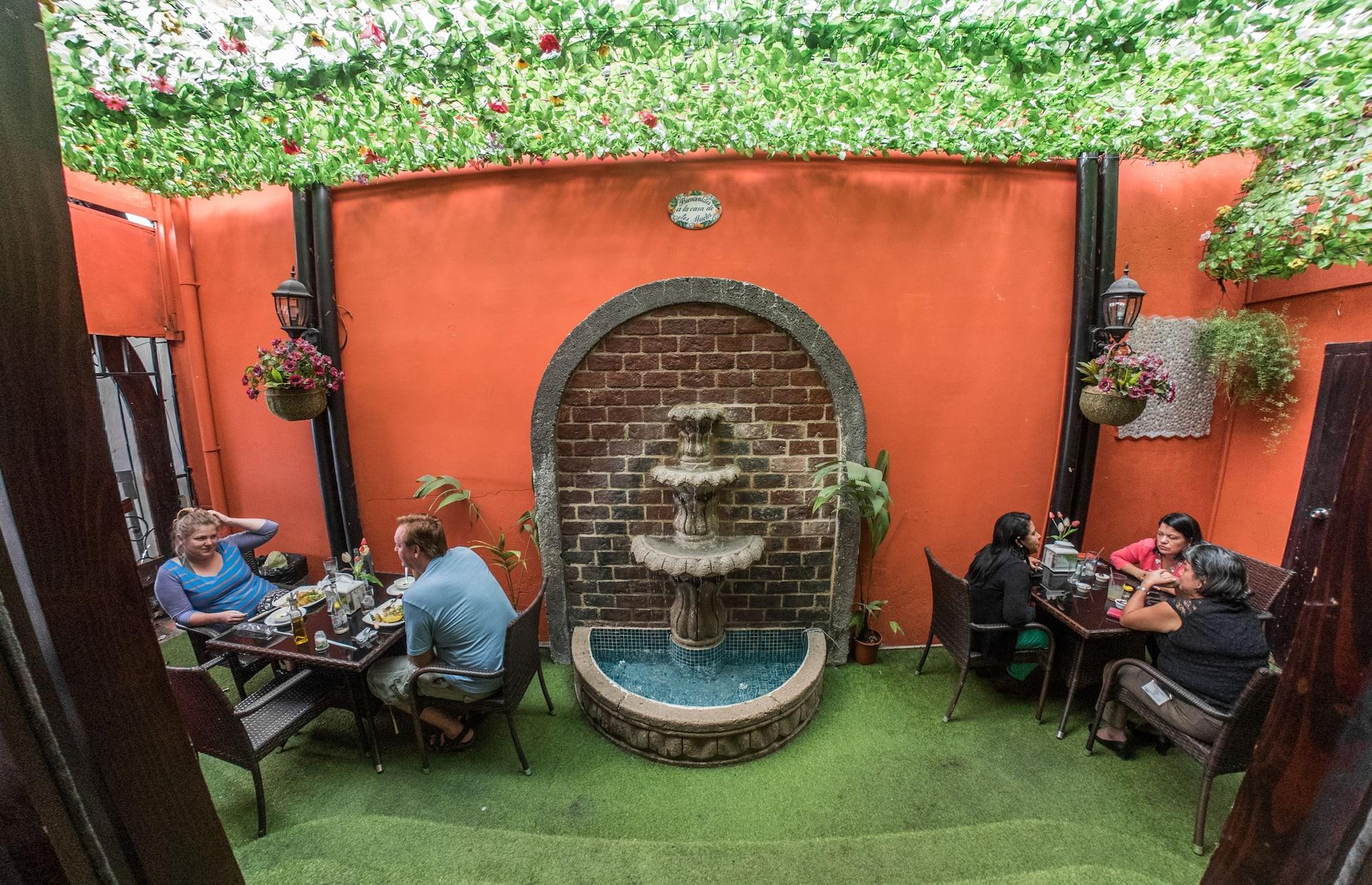 Restaurant Hostel Casa Colon