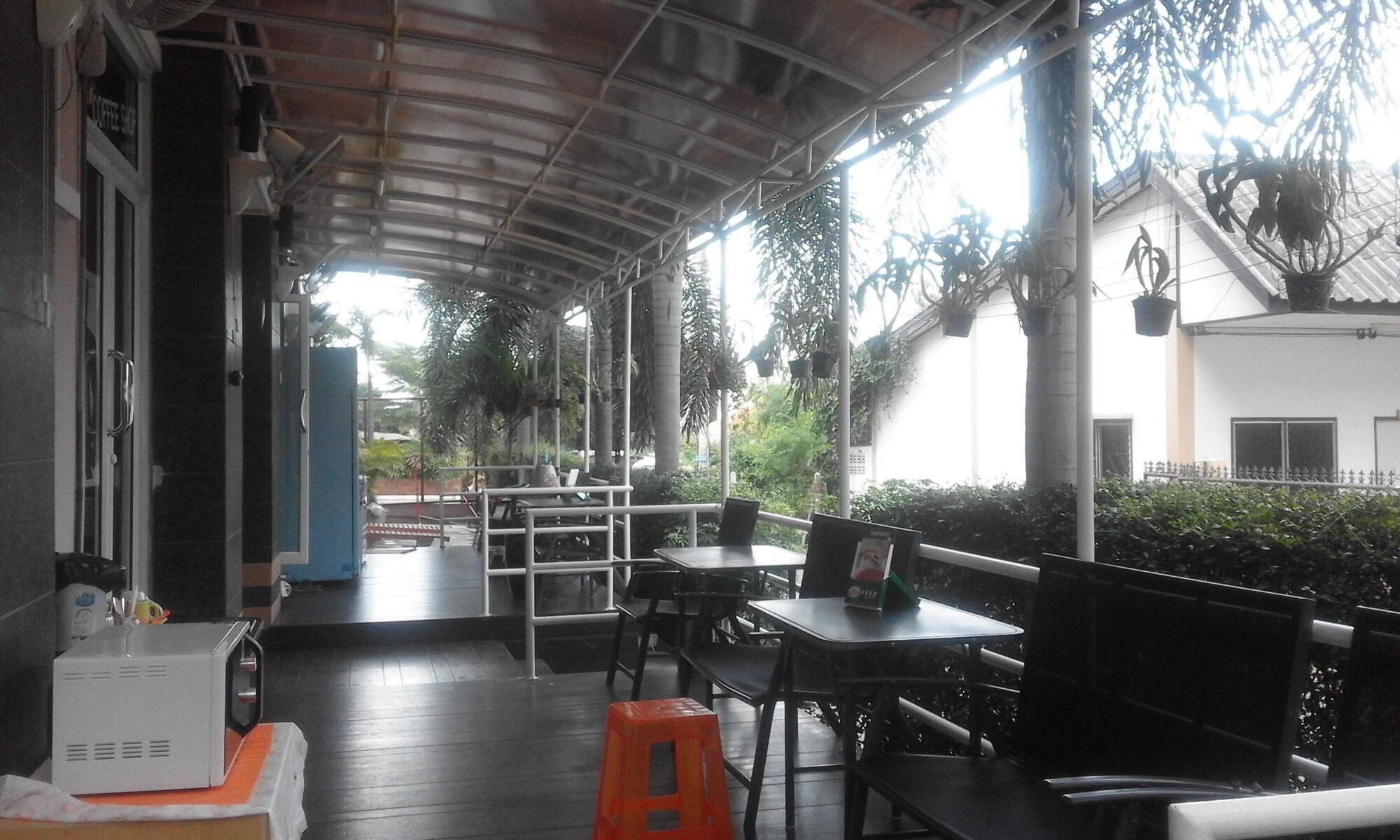 Vista Lobby Dariva Place