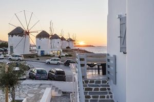 Alojamiento - Sunset Windmills Houses