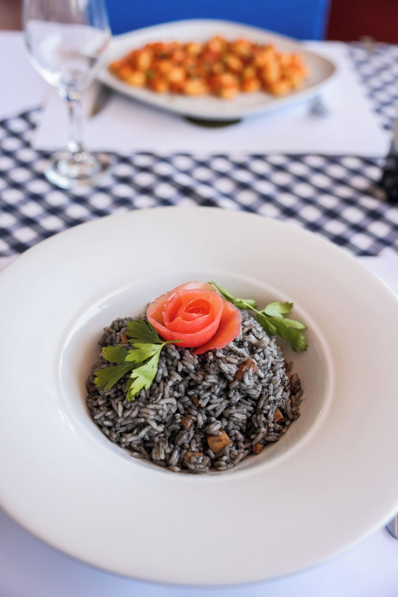 Restaurant Apartments Medena