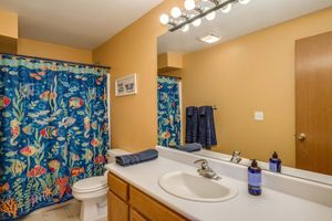 Alquiler Vacacional - Modern Country Home 7 miles from mission ridge located in Wenatchee Heights