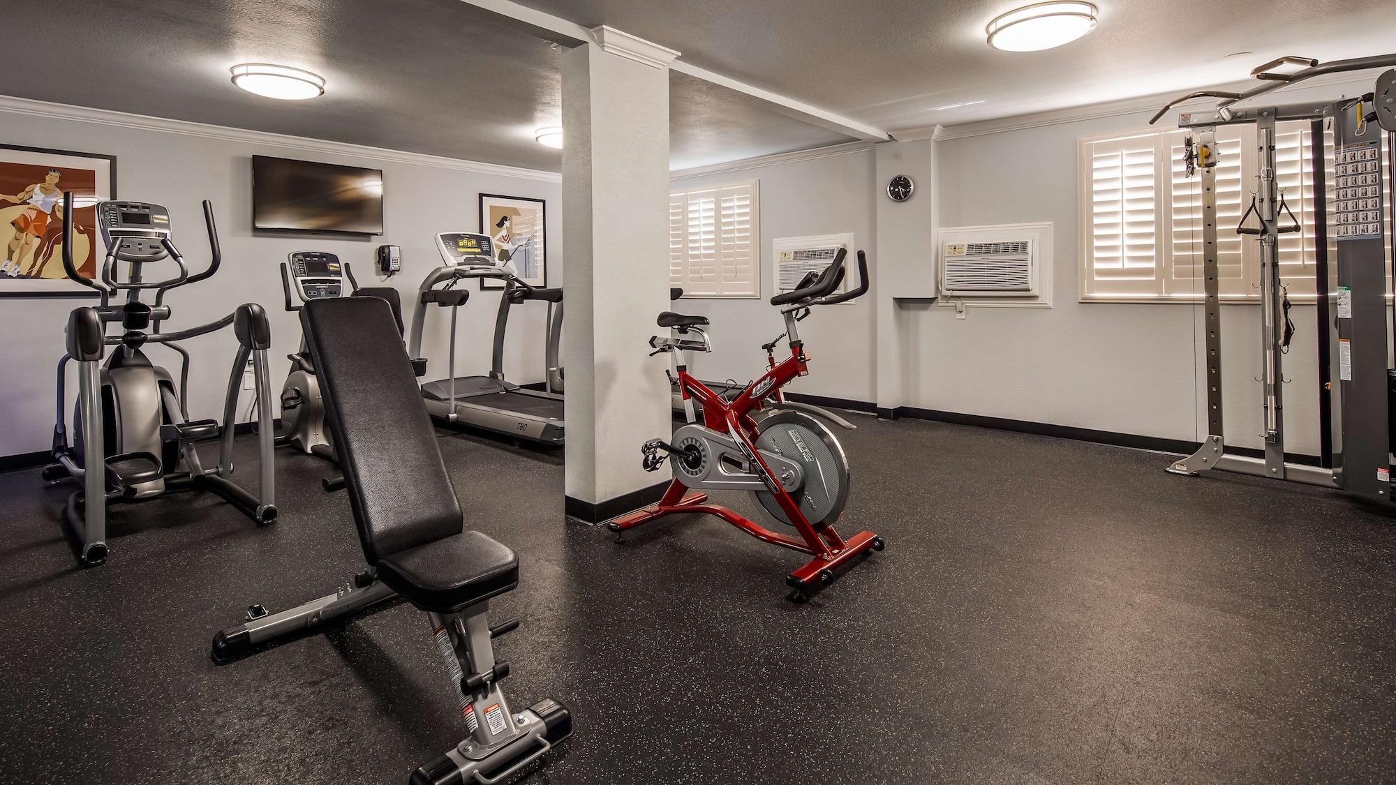 Gimnasio Lompoc Valley Inn and Suites