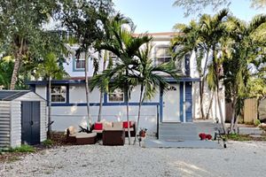 Alojamiento - Private room at little Haiti with free parking
