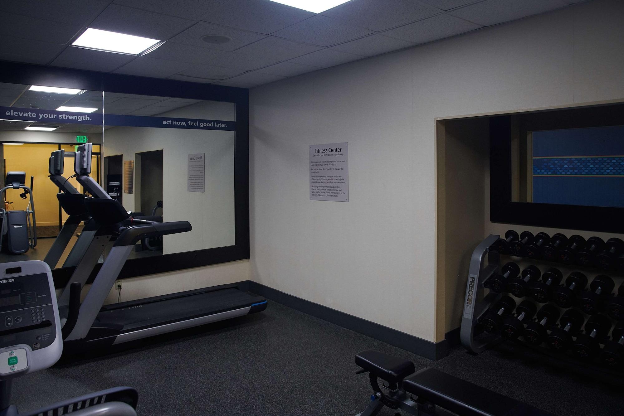 Gimnasio Hampton Inn & Suites Los Angeles/Sherman Oaks
