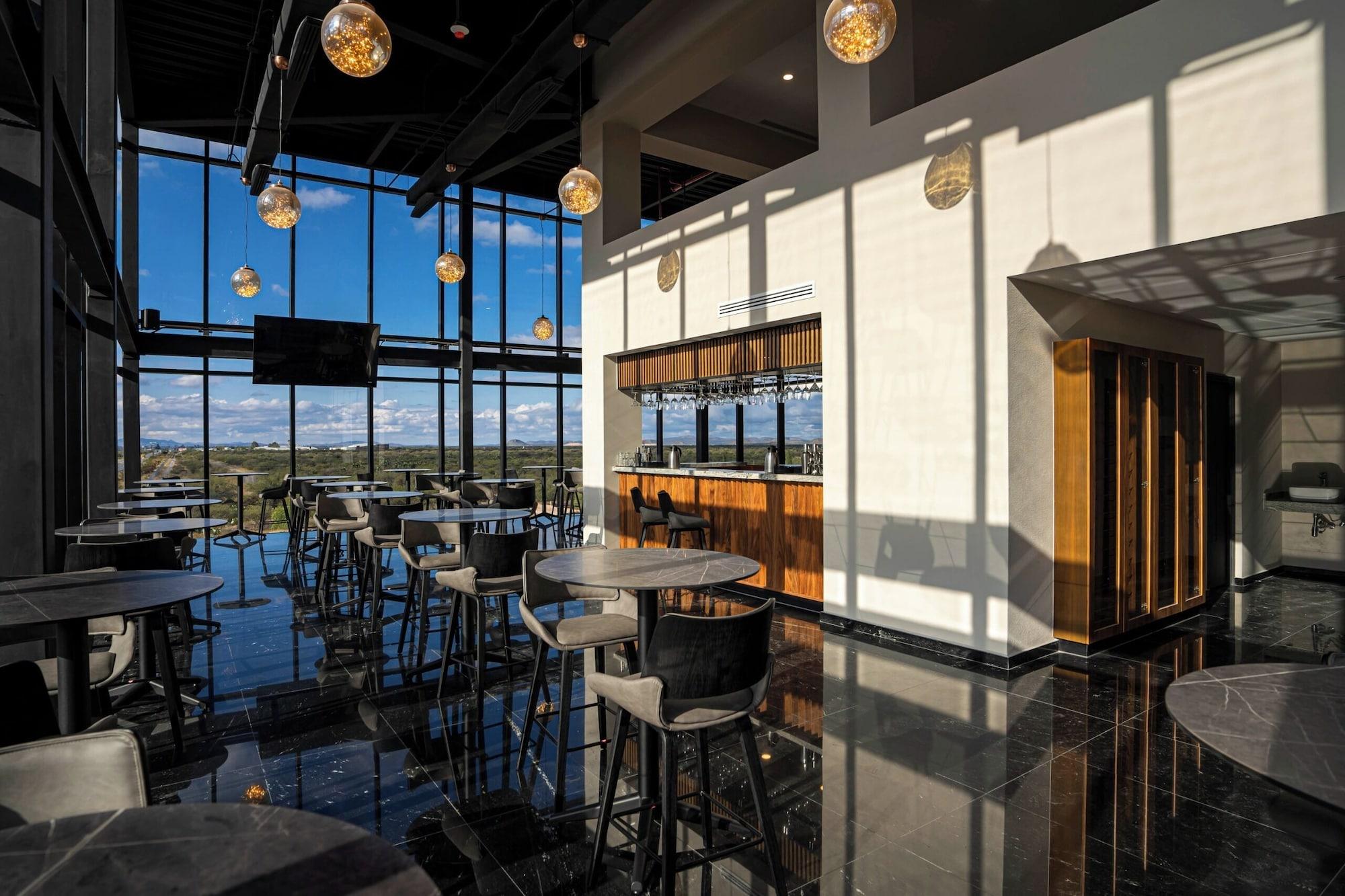 Bar/Salón Radisson San Luis Potosi Aeropuerto