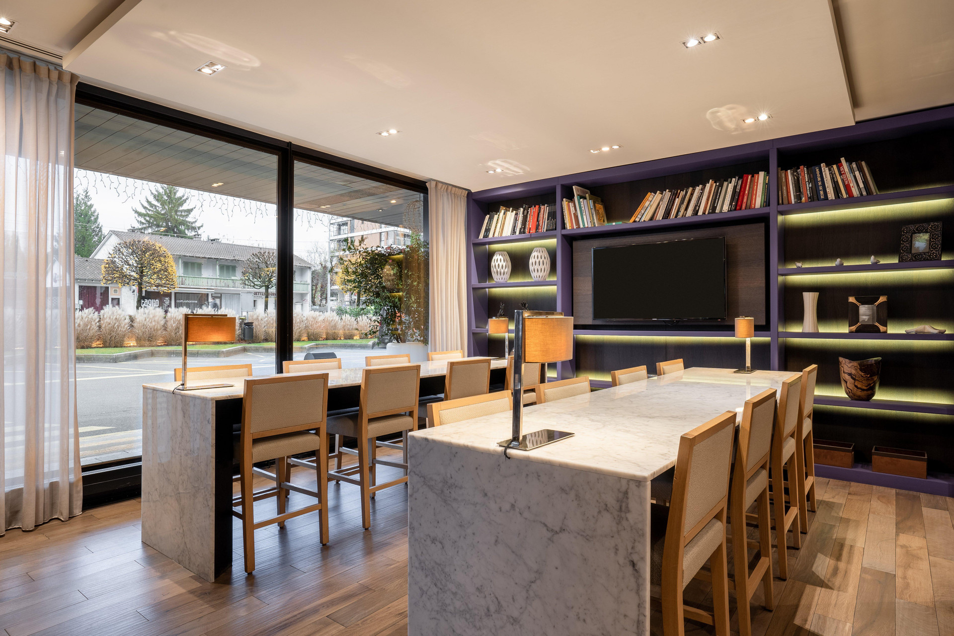 Bar/Salón Crowne Plaza Geneva by IHG