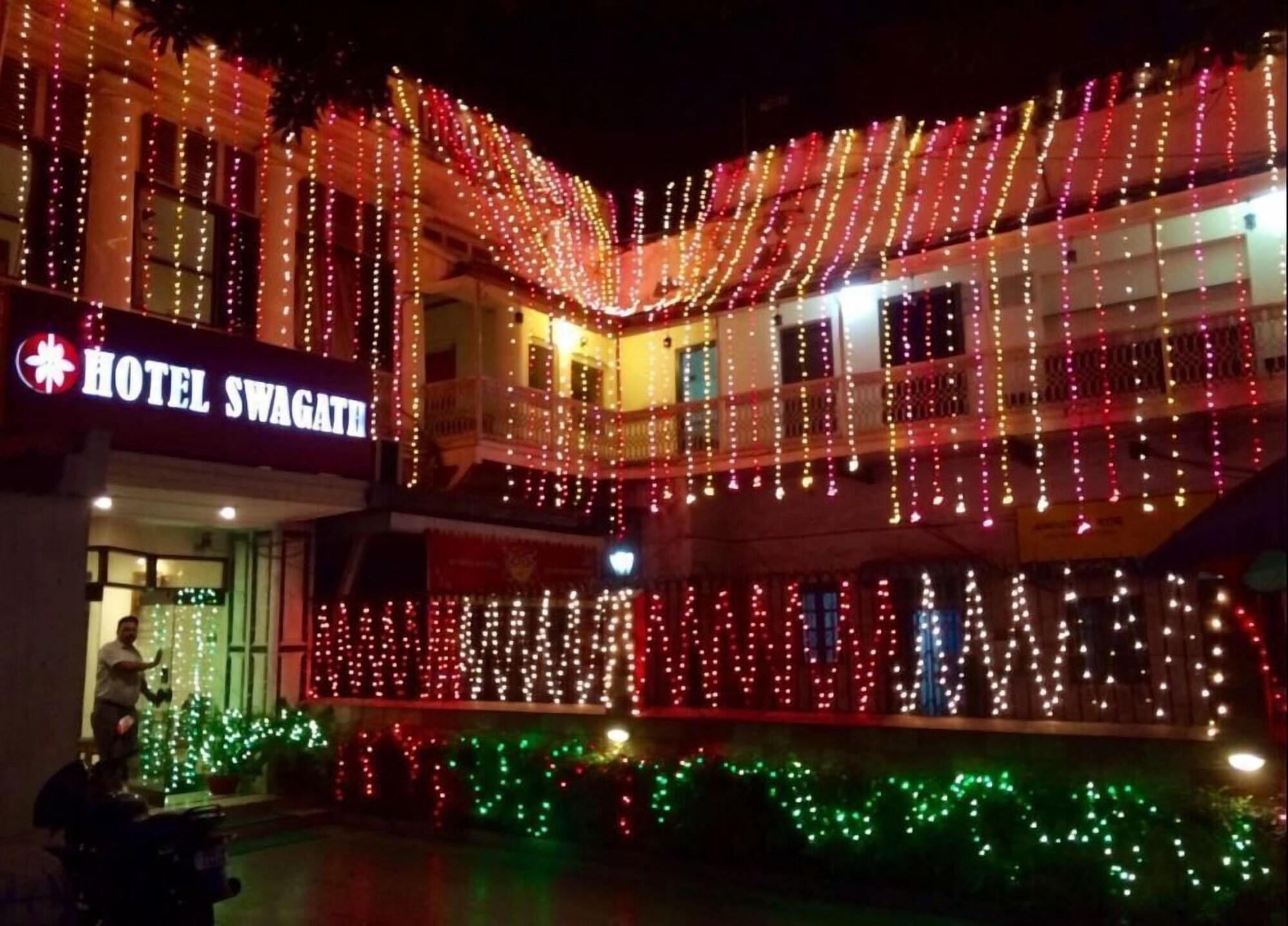 Vista Exterior Hotel Swagath