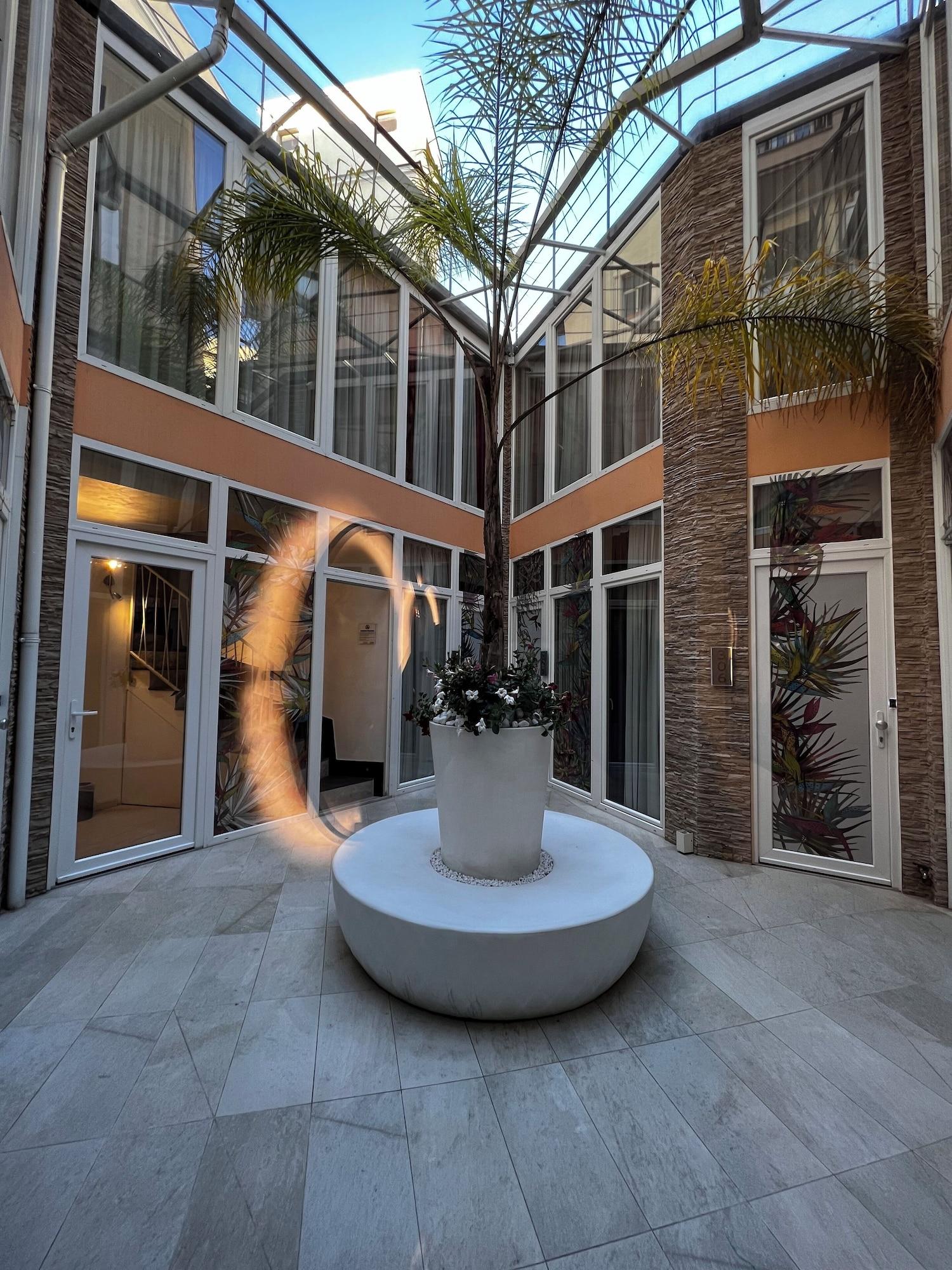 Vista Exterior Hotel Vespasiano