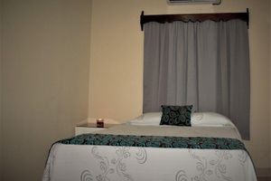 Alojamiento - Micro Hotel Express