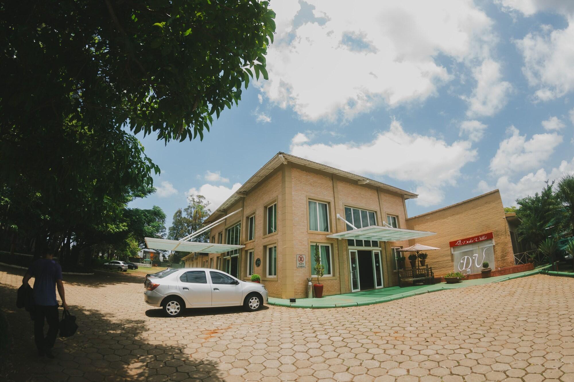Vista Exterior La Dolce Villa