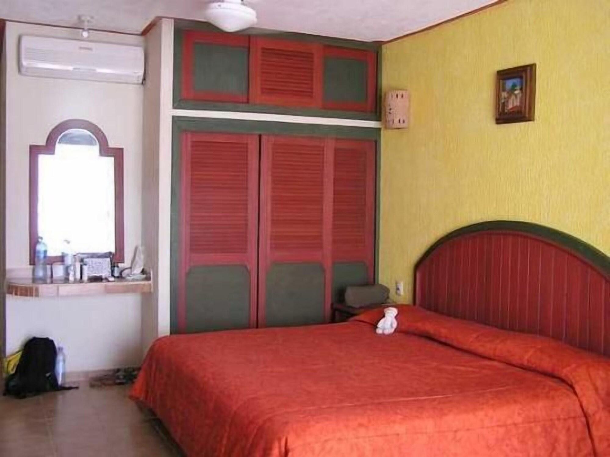Varios Suites Los Arcos