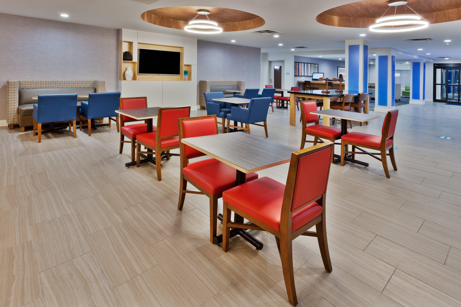 Restaurant Holiday Inn Express and Suites Rome